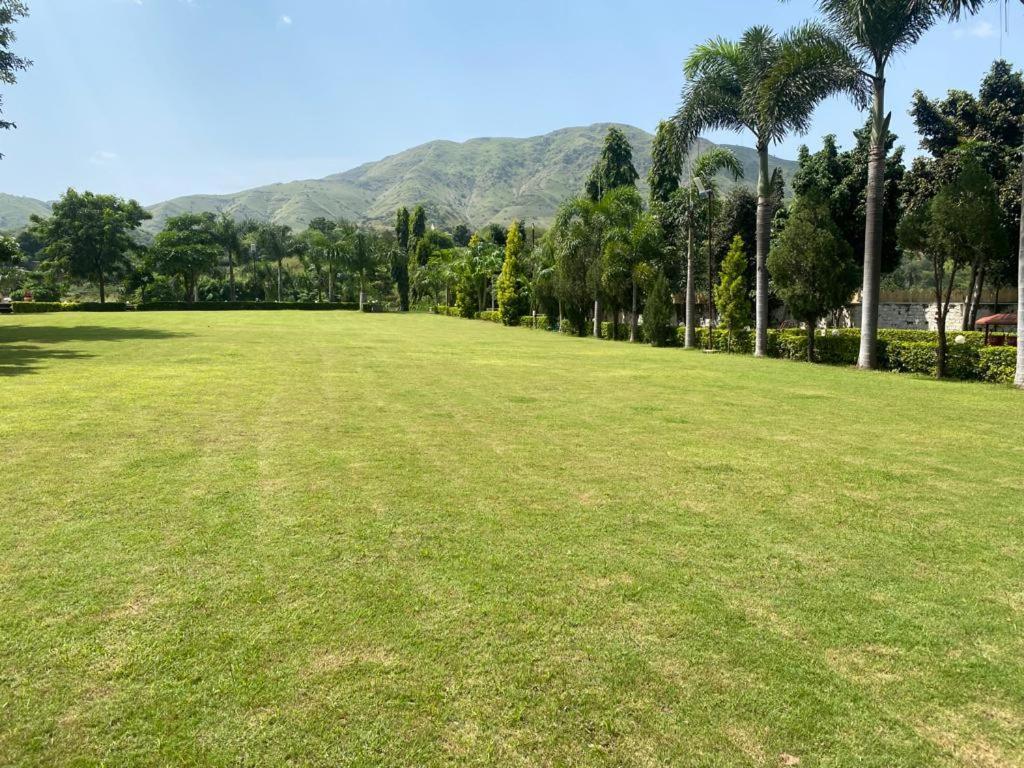 Meera Valley Resort By Nexottel ウダイプル エクステリア 写真